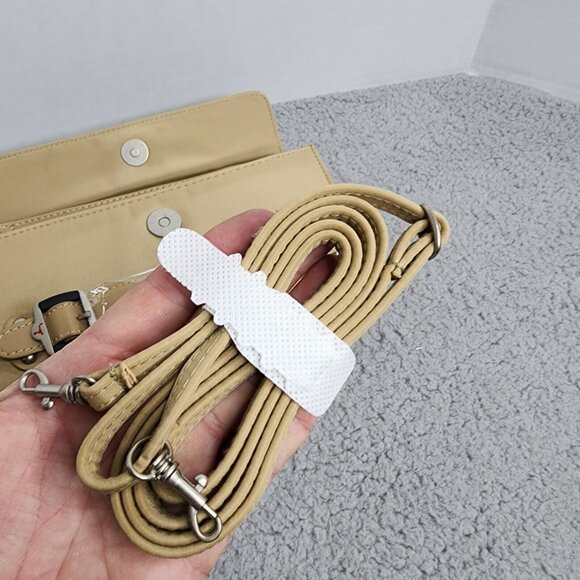 Travelon Tailored Convertible Crossbody Clutch Biege - Picture 9 of 14